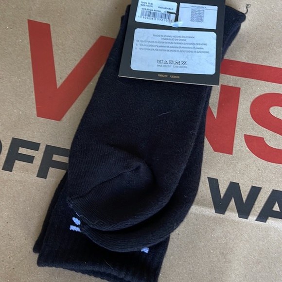 VANS “Off The Wall” Men’s socks - Picture 3 of 10